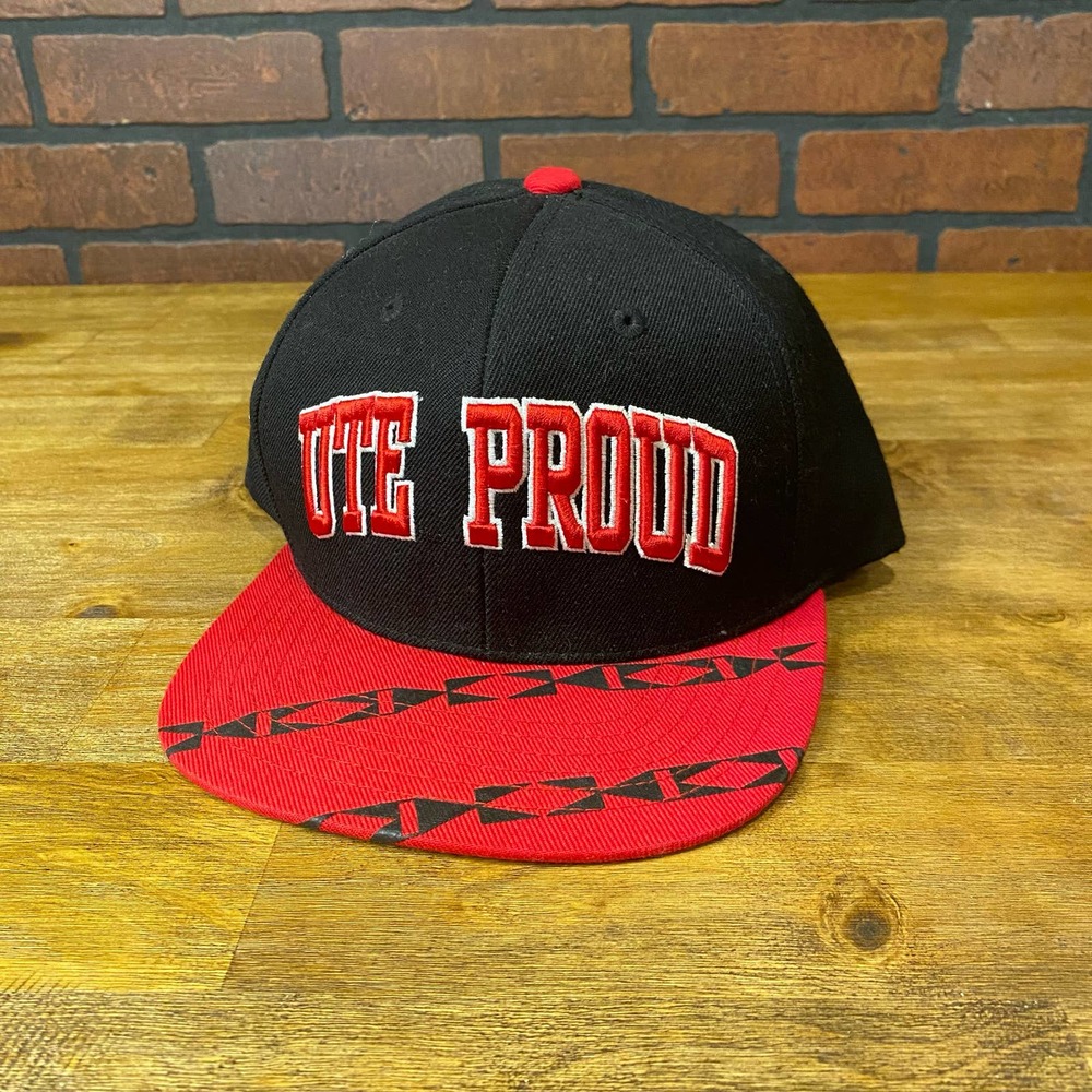 Utah Utes Ute Proud Indian Tribe Logo With Pac 12 Sticker Patch snapback adj hat